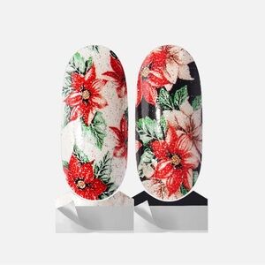 Color Street Pretty Poinsettia